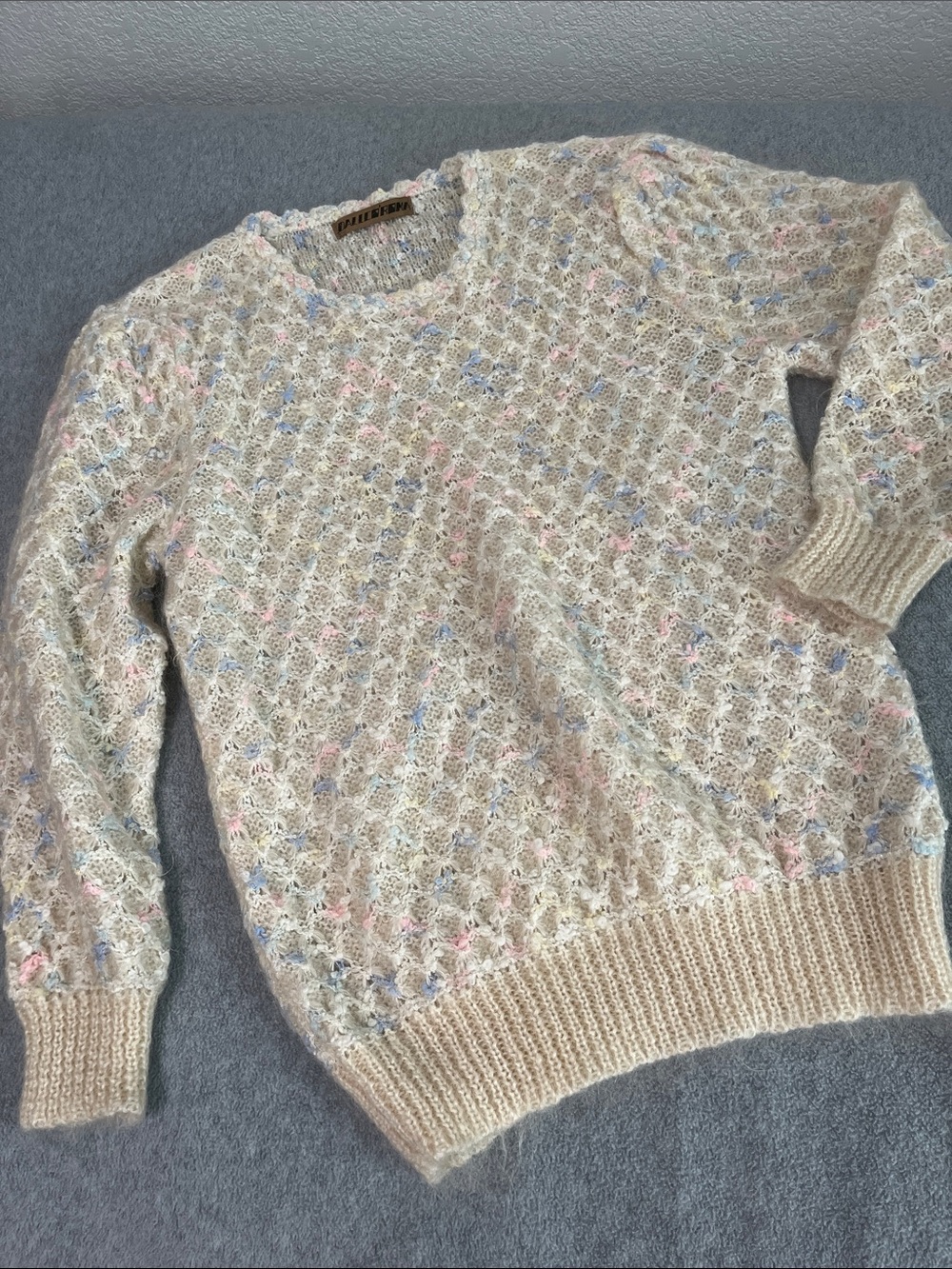 Cottagecore Ivory Pastel Sweater Grandma Medium Coquette Kawaii Preppy Fuzzy